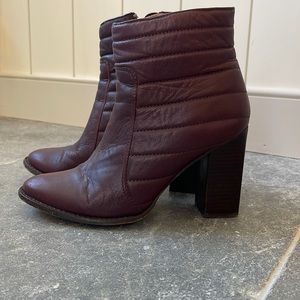 Madewell Lindley Quilted Boot size 7